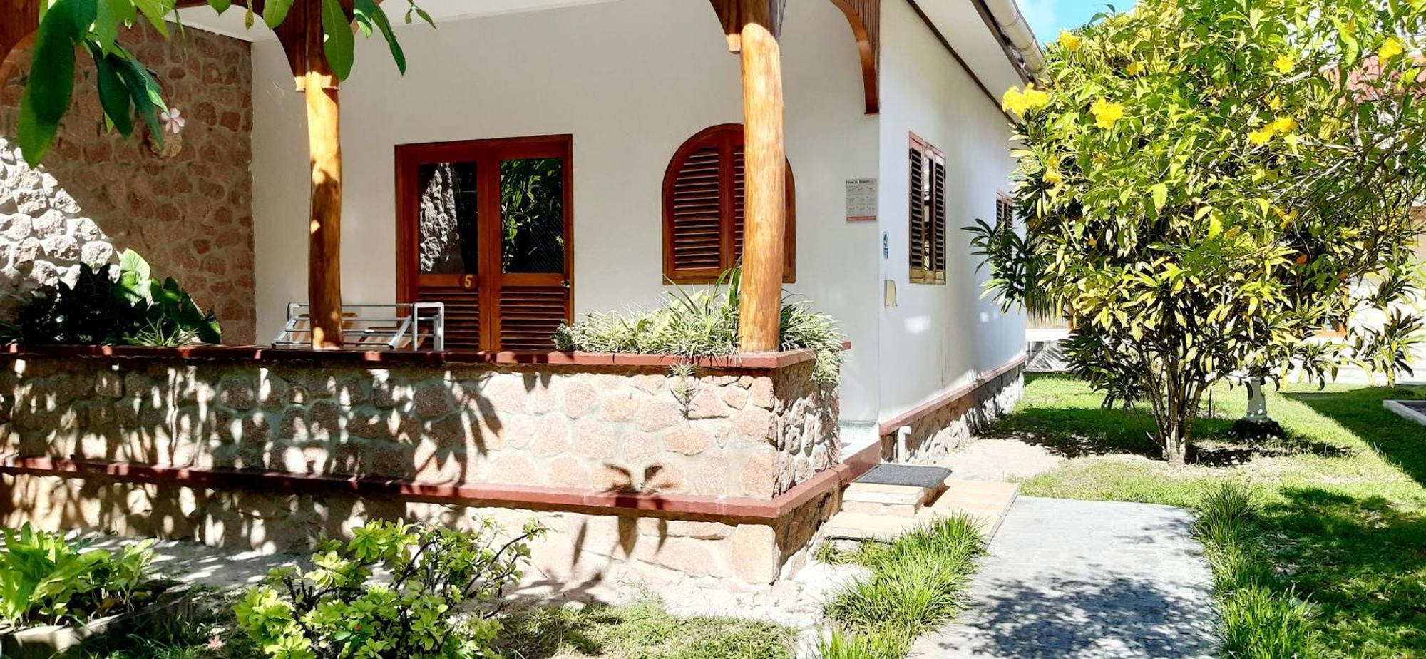 The Islander Hotel Grand Anse  Exterior photo